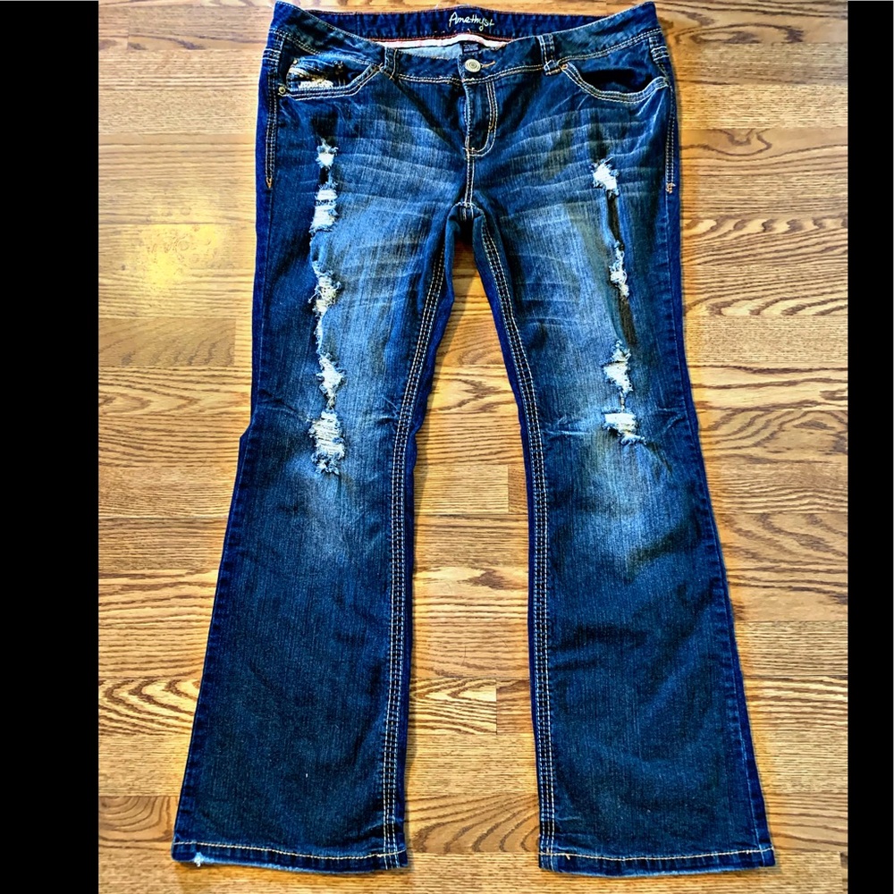 Amethyst Jeans - Destructed Flare 🔥